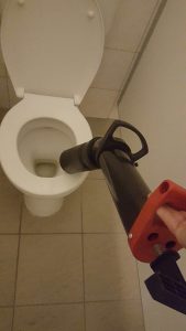 wc-dugulas-elharitas